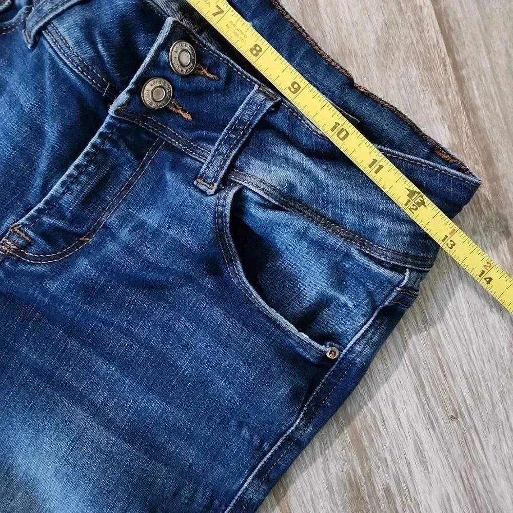 Kensie The Curvy Skinny Crop Jeans - Picture 3 of 10